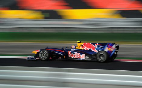 Red Bull køreren Mark Webber, der pt. fører Formel 1 mesterskabet, satte den hurtigste tid i den anden fre træning.